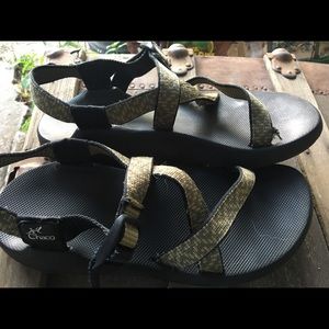 Chaco Sandals shoes size 9 hiking camping